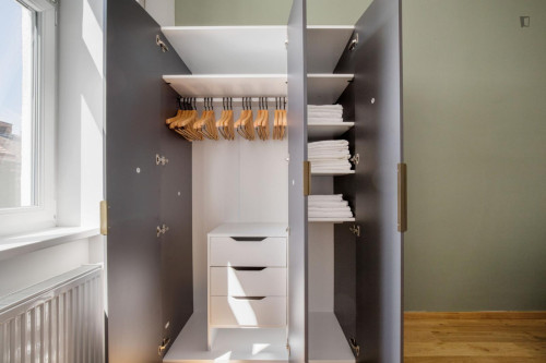Cozy 1-bedroom flat near the Central European University