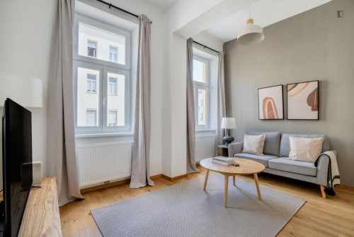 Cozy 1-bedroom flat near the Central European University