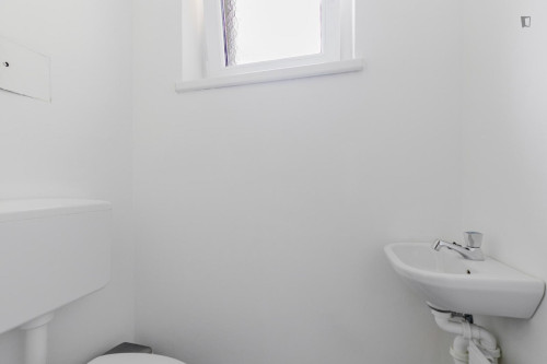 Nice 2-bedroom flat near the Central European University - Gallery - 10