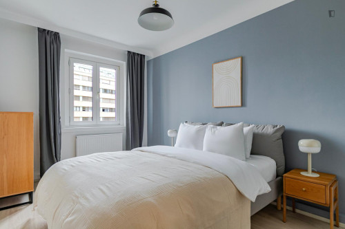 Nice 2-bedroom flat near the Central European University - Gallery - 9