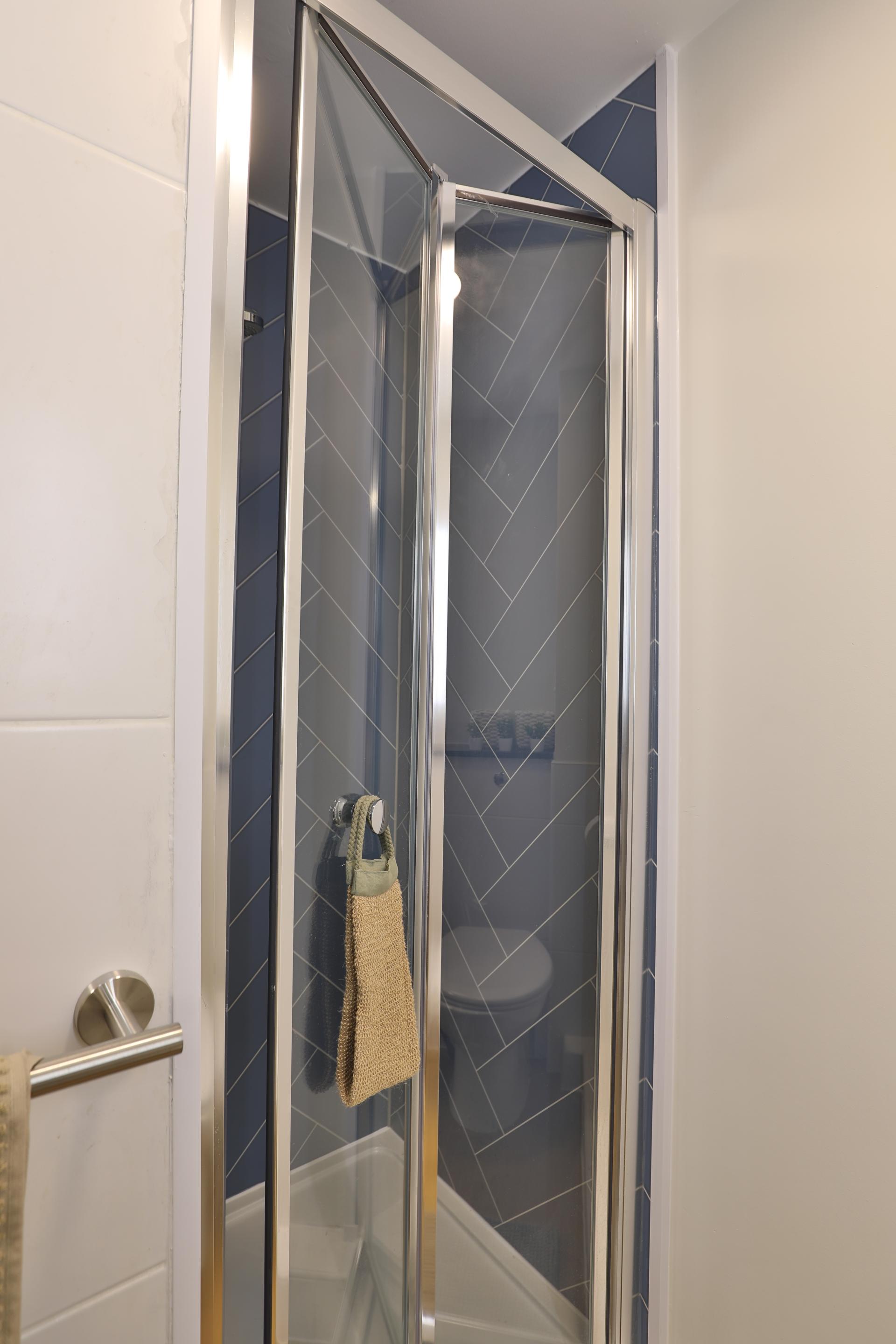  Gold En-Suite  -  Stonebridge House  - Gallery -  2