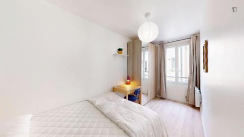Welcoming double ensuite bedroom near the Belleville - Gallery - 10