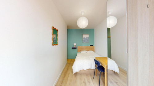 Welcoming double ensuite bedroom near the Belleville - Gallery - 15
