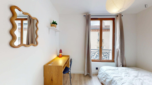 Bright double bedroom near the Belleville subway station - Gallery - 20