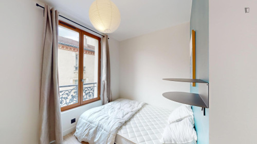 Bright double bedroom near the Belleville subway station - Gallery - 11