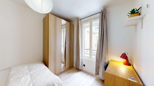 Nice double bedroom close to the Belleville subway station - Gallery - 19