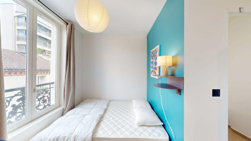 Comfortable double ensuite bedroom near the Belleville subway station - Gallery - 16