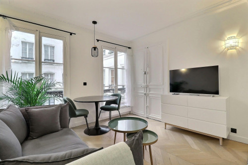 Rue de Verneuil, Paris