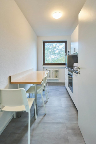 Kölner Landstraße, Düsseldorf - Gallery - 5