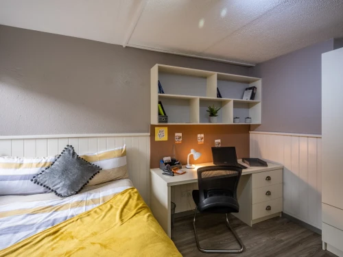 Meadow Court - Gallery - 8
