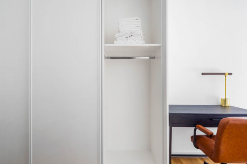 Chic One-Bedroom in the Heart of Paris - Gallery - 13