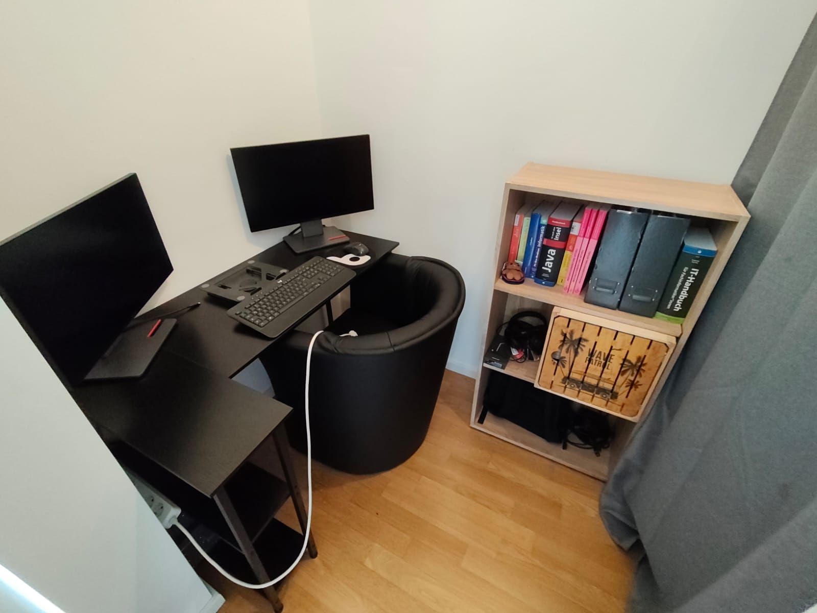 Modern Penthouse-Style Apartment! - 3-Minute Walk To S-Bahn - 1