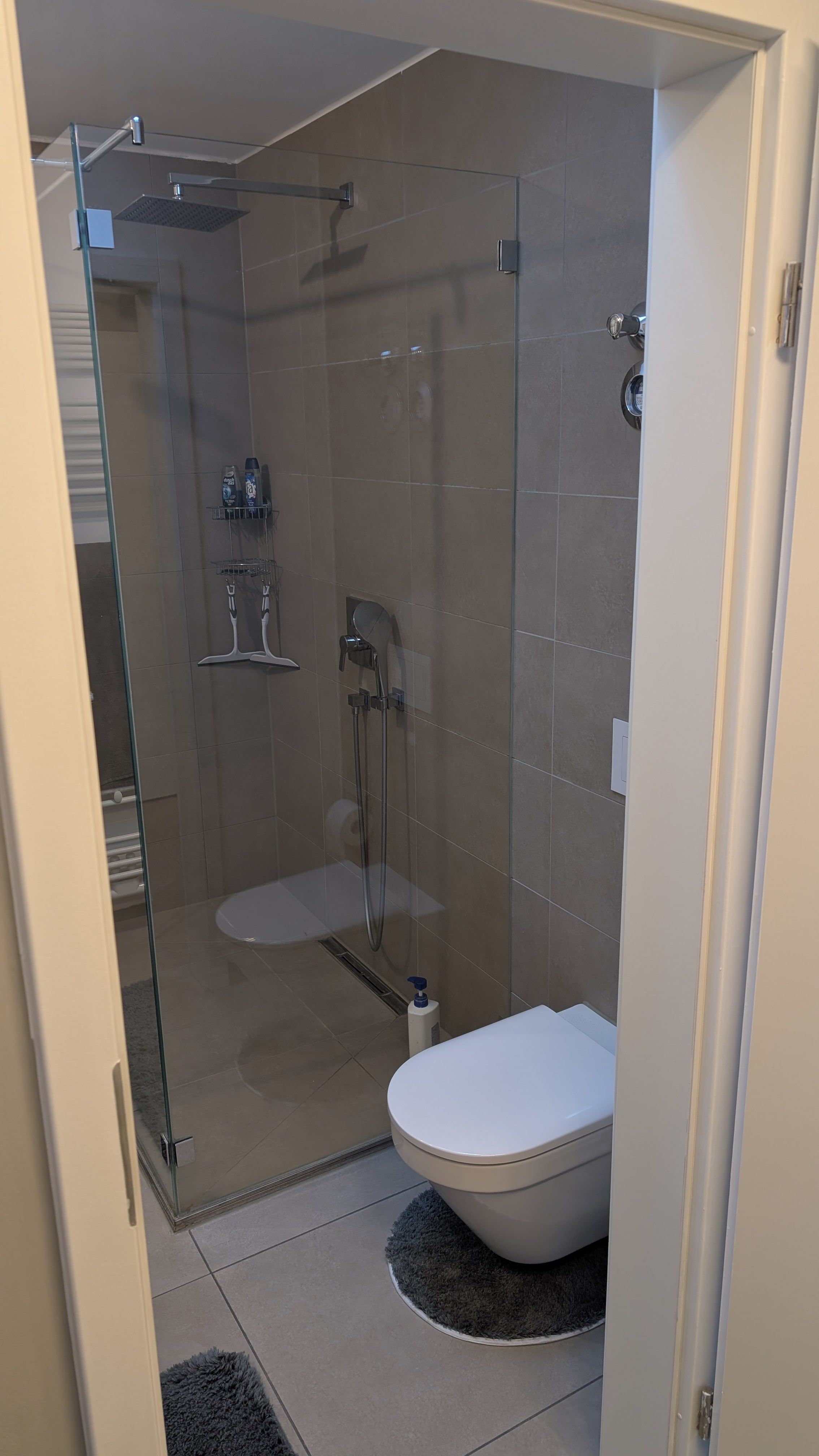 Modern Penthouse-Style Apartment! - 3-Minute Walk To S-Bahn - 16