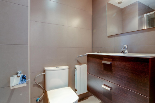 RH12-R4 Student-friendly single bedroom in Vila de Gràcia.