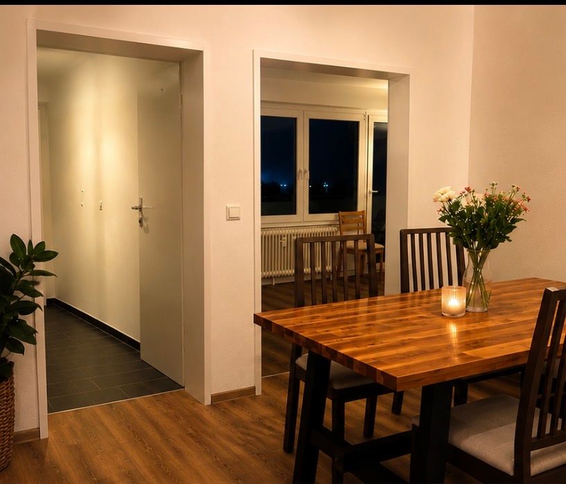 Moderne, Möblierte 2-Zimmer-Wohnung Mit Balkon In Bad Salzuflen – Ideal Für Firmen, Monteure Und Ber - 1
