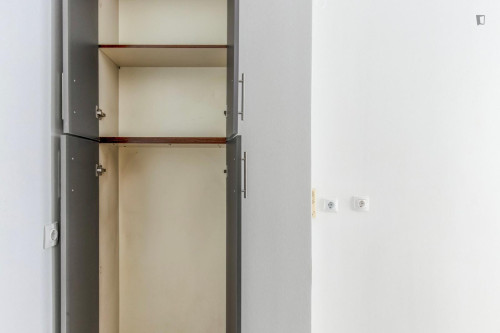 Welcoming 2-bedroom flat in Ampelokipoi