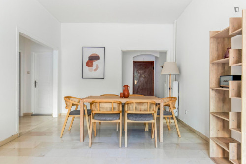 Welcoming 2-bedroom flat in Ampelokipoi - Gallery - 14
