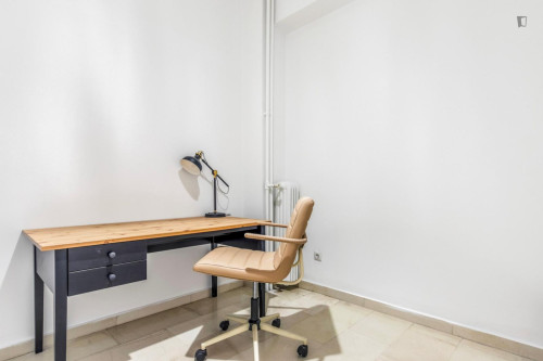 Welcoming 2-bedroom flat in Ampelokipoi