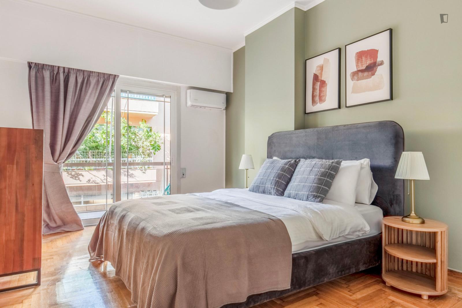 Welcoming 2-Bedroom Flat In Ampelokipoi - 1