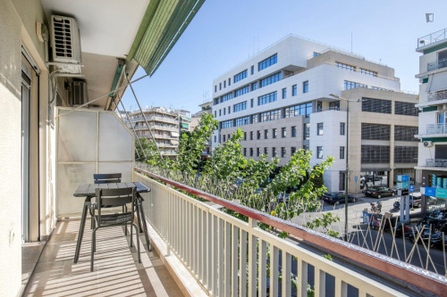 Welcoming 2-bedroom flat near the The Business College of Athens - Gallery - 12