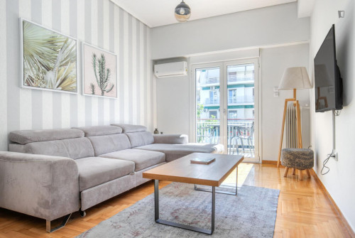 Welcoming 2-bedroom flat near the The Business College of Athens - Gallery - 16