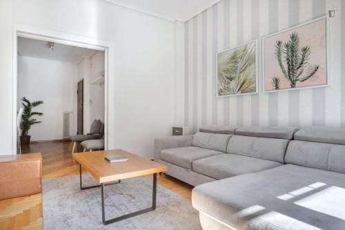 Welcoming 2-bedroom flat near the The Business College of Athens - Gallery - 13