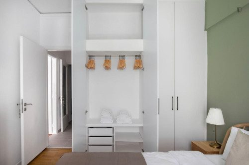 Charming 2-bedroom flat near The Metropolitan College - Gallery - 21
