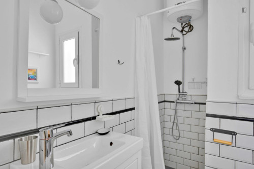 Neat 1-bedroom apartment in Pangrati - Gallery - 12