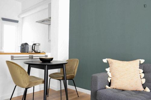 Neat 1-bedroom apartment in Pangrati - Gallery - 8