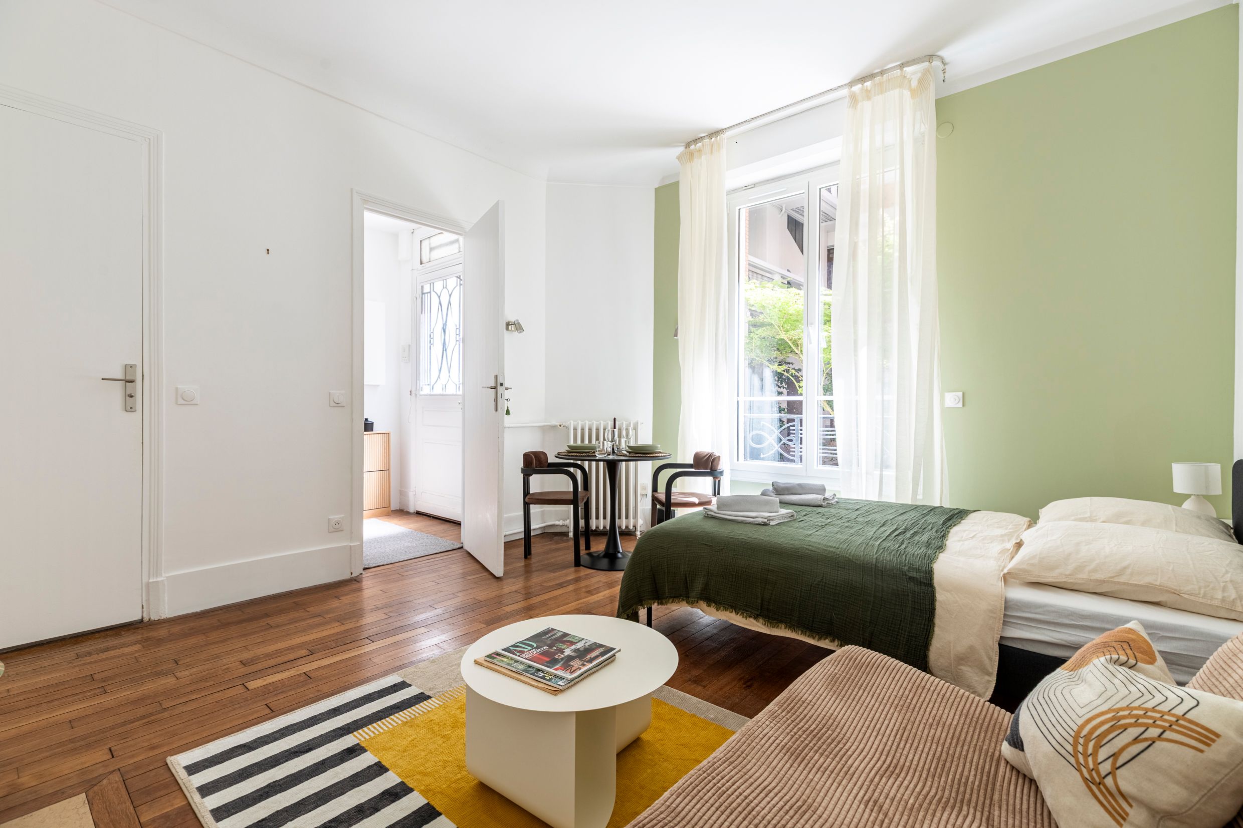 Charming & Quiet Courtyard Studio – Paris 17th - 3