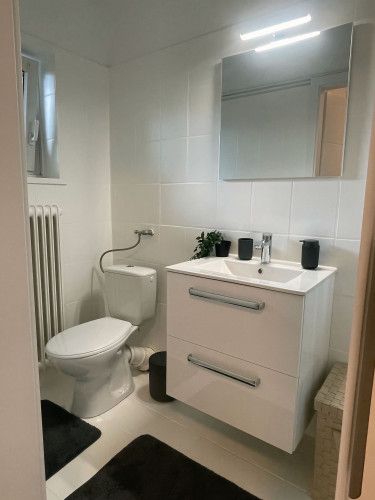 Modern Fully Furnished Apartment Near the University - Gallery - 11