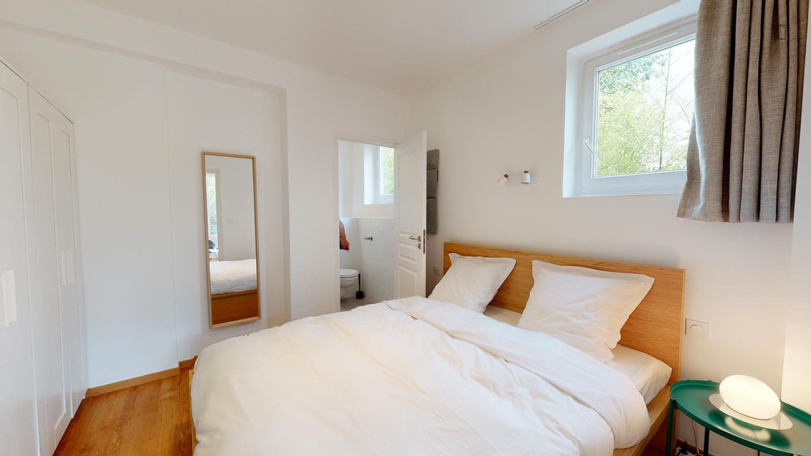 Spacious Double Ensuite Bedroom Near Parc Du Moulin Puteaux - 1