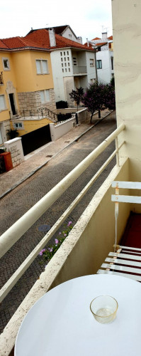 Comfy single bedroom with balcony in Celas city center