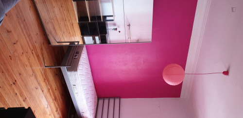 Comfy single bedroom with balcony in Celas city center - Gallery - 13