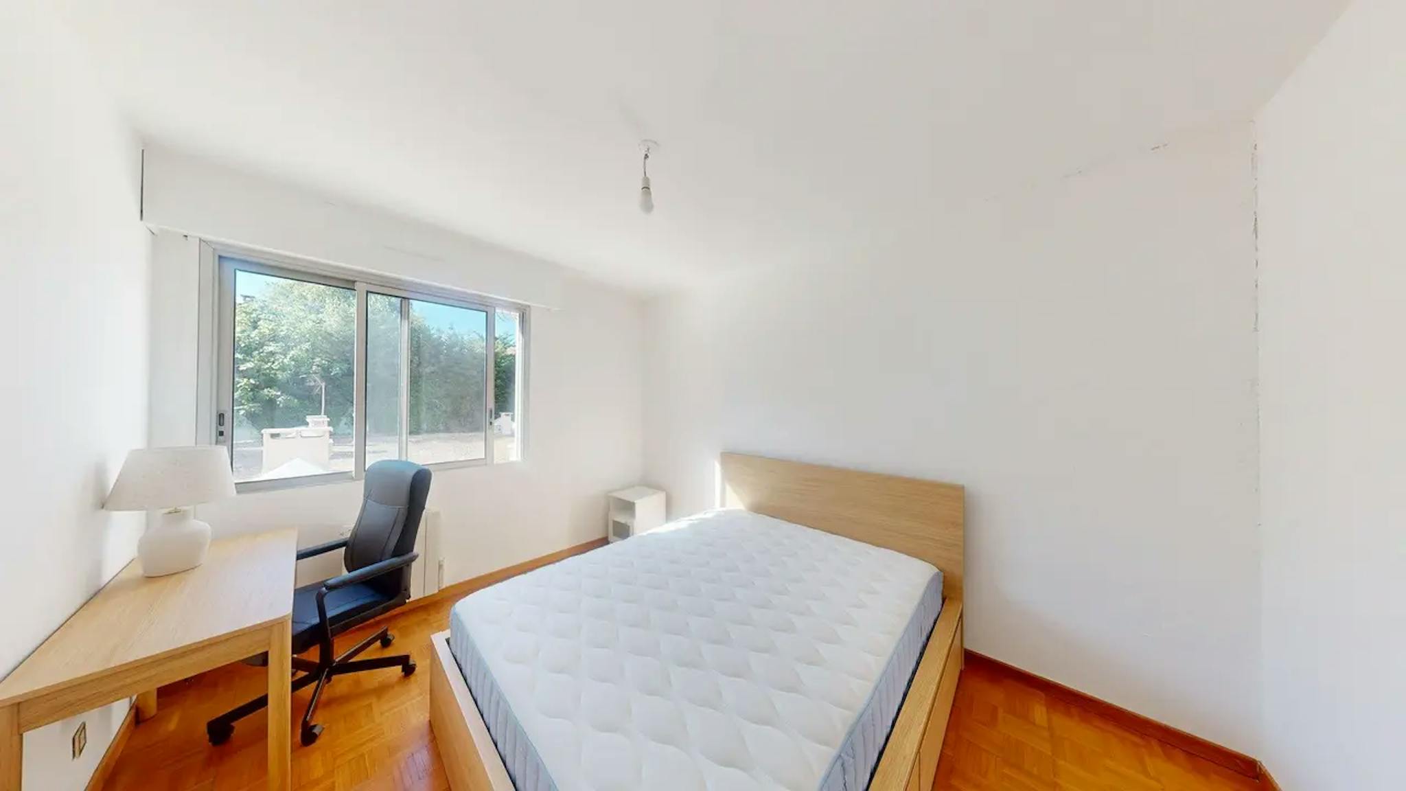 Private Room - 1