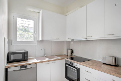 Excellent 1-bedroom apartment in Palaio Faliro - Gallery - 11