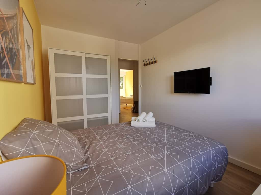 Single Room - 1