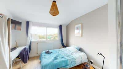 Room in Rue de Bretagne, Orvault for 170 m² with 8 bedrooms - Gallery - 11