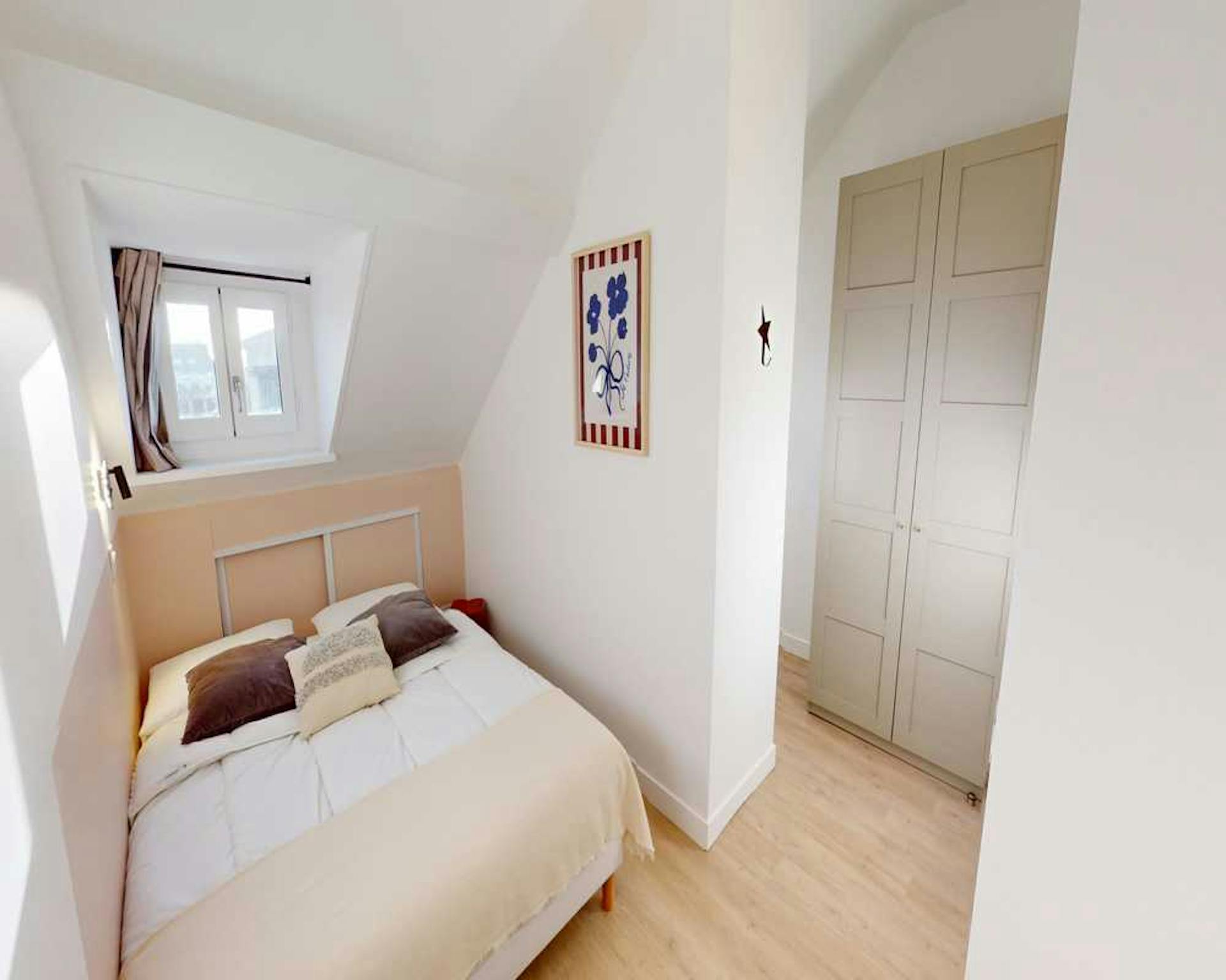 Private Room - 1