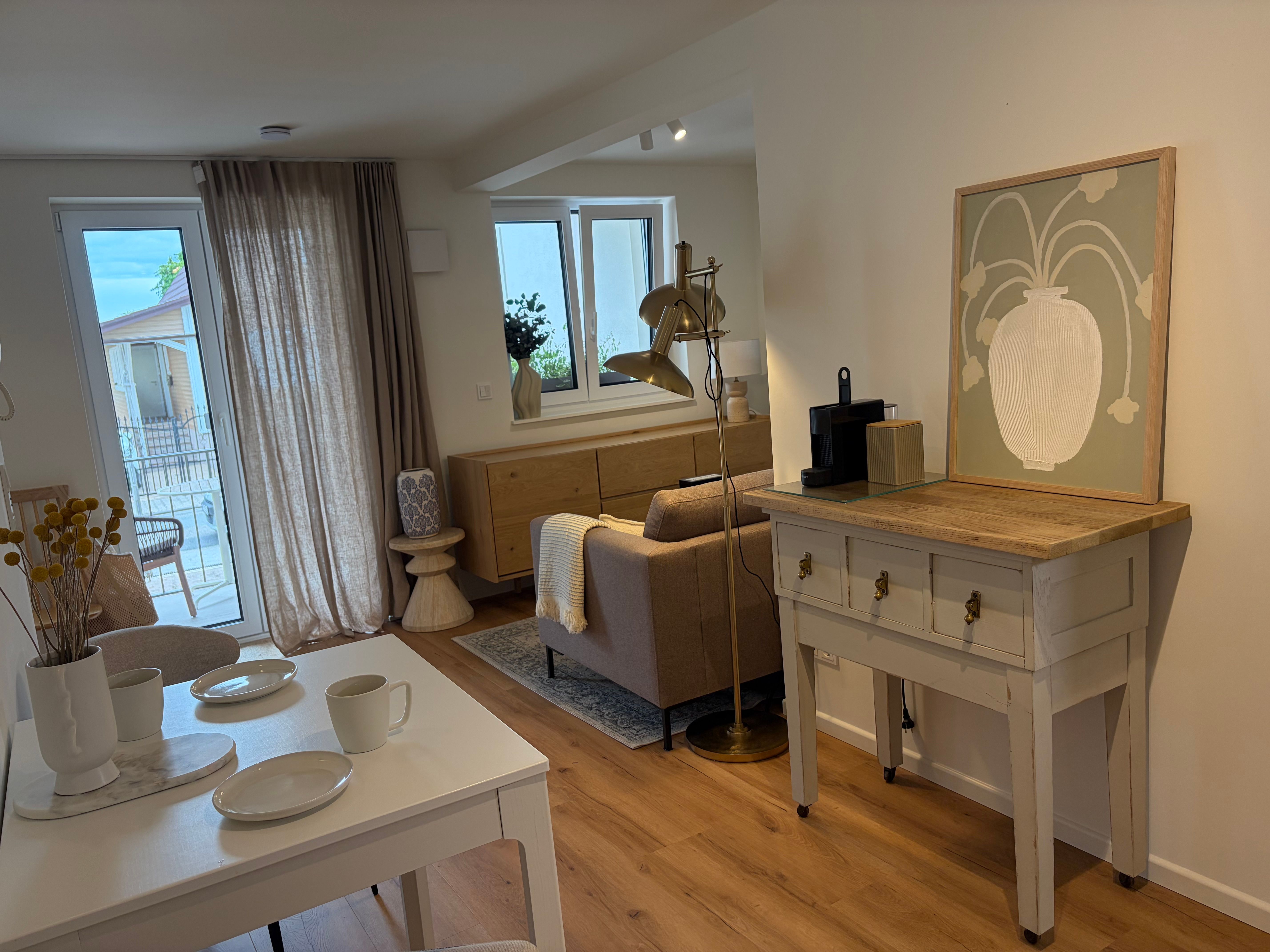 Newly Renovated Furnished Apartment Near Mainz | 7 Min By Train | Terrace | Surrounded By Vineyards  - 22