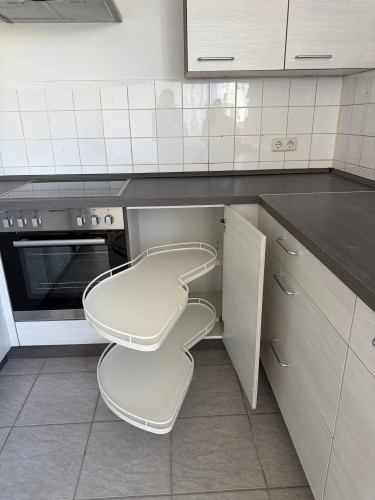 Modern 2-room apartment with new fitted kitchen