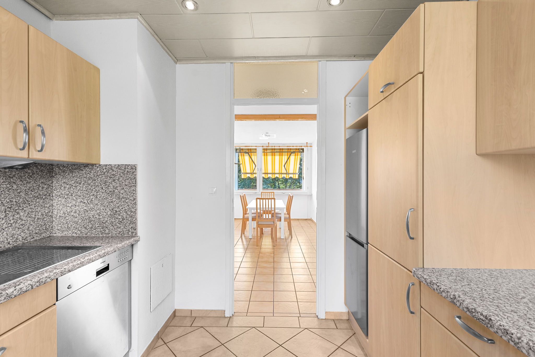 Spacious, Light-Filled, And Partially Furnished Apartment In A Quiet Location – Ideal For Families - 17