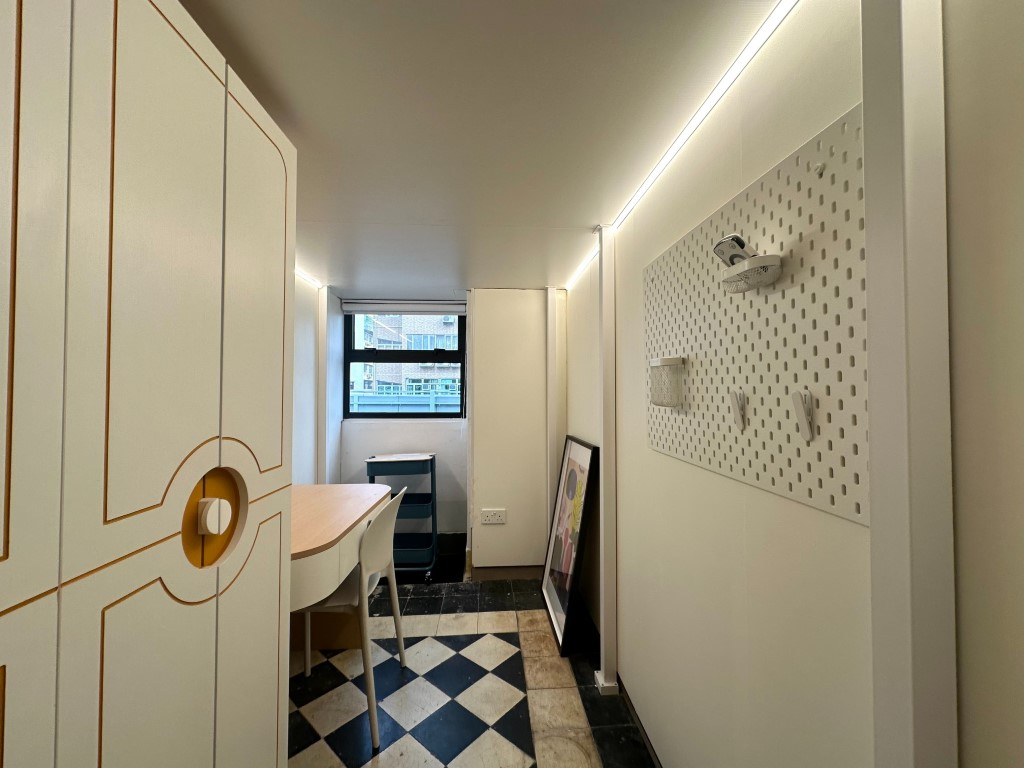 Premium Single Loft Room - 17