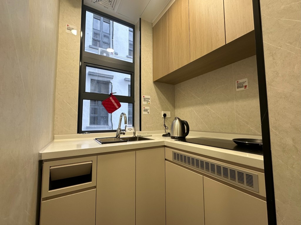 Premium Single Loft Room - 7