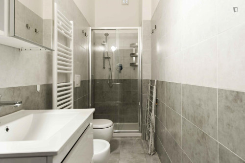 Appealing single bedroom in the centre of Bologna - Gallery - 14