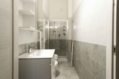 Appealing single bedroom in the centre of Bologna - Gallery - 13