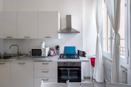 Appealing single bedroom in the centre of Bologna - Gallery - 10