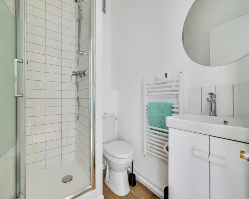 Rue Mesnil, Paris - Gallery - 10