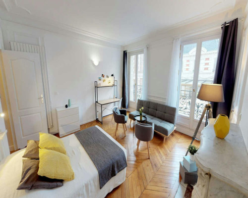 Rue Denis Poisson, Paris