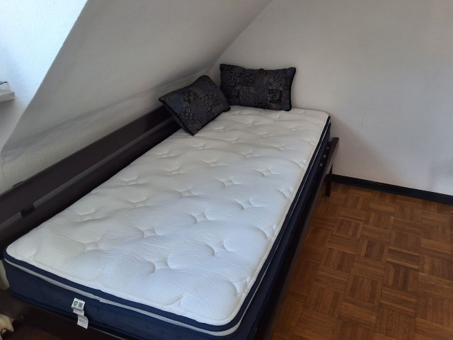 Nice Room in quiet street